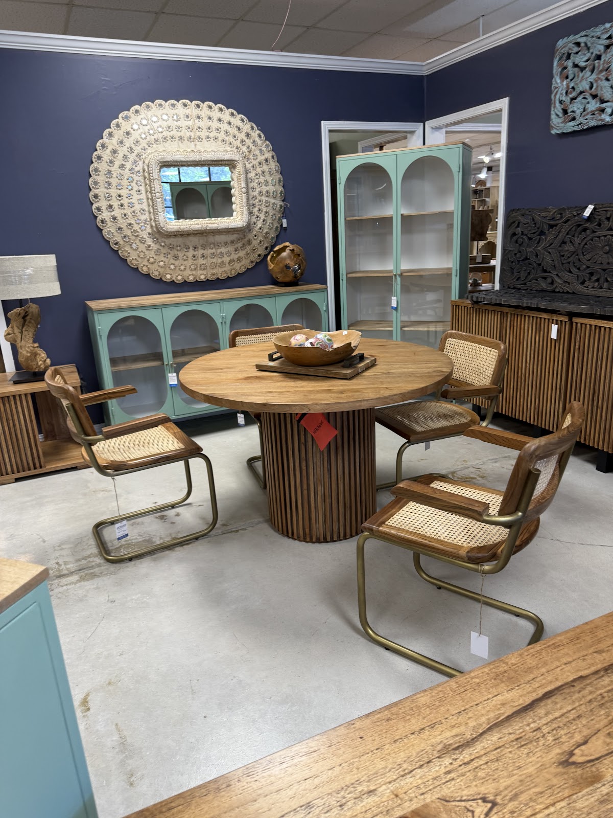 Artisan Furniture & Finds
