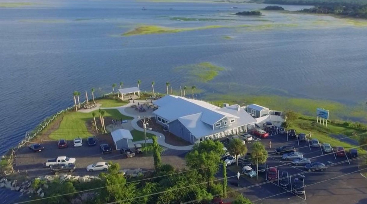 Shucker's Oyster Bar & Grill