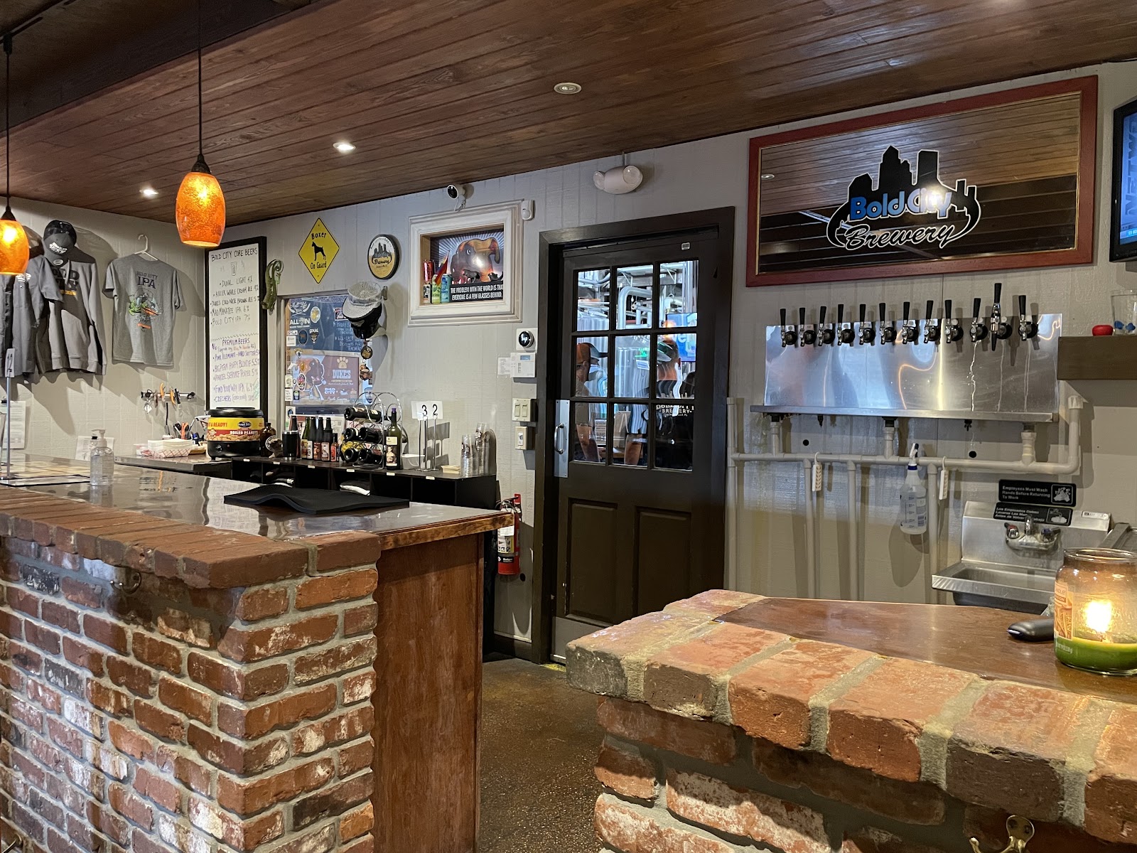Trivia Night at Bold City Brewery – Rosselle Street