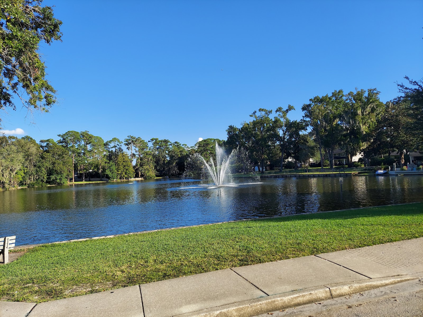 Colonial Manor Park