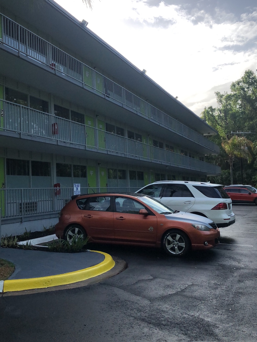 Weekly Inn